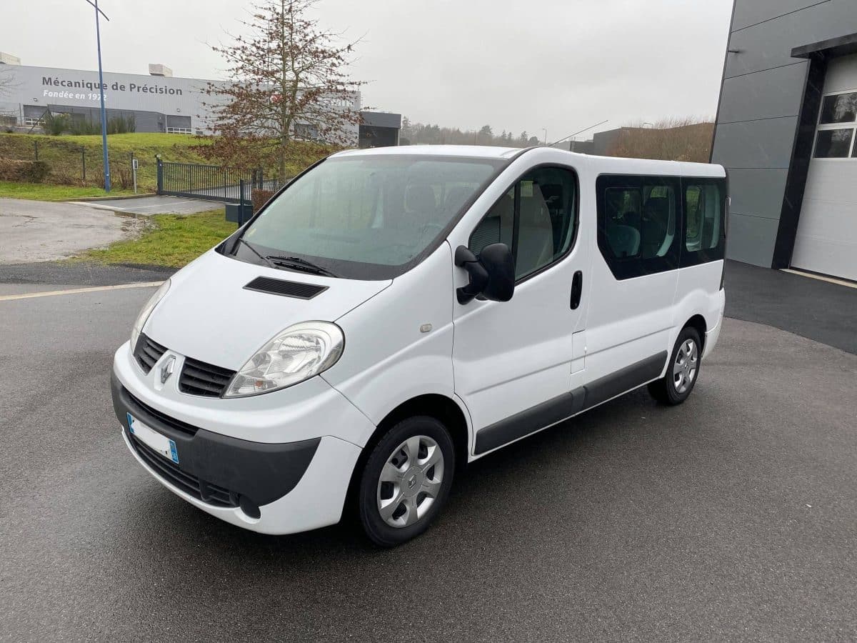 Les avantages d’opter pour un véhicule utilitaire Renault Trafic Passenger