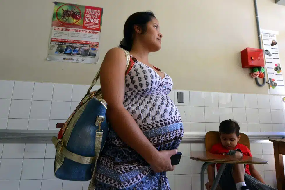 Près de 4000 nouveaux cas de Zika dont 13 femmes enceintes en Martinique