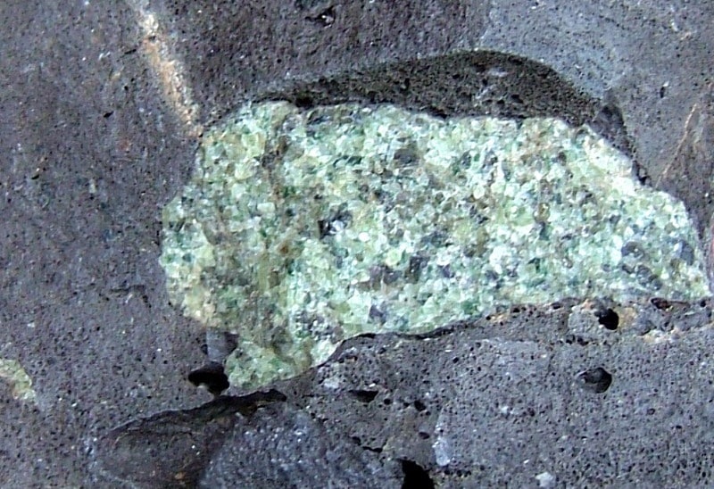 Le granit est une roche magmatique J3M