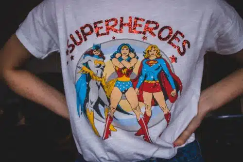 Créez votre propre t-shirt : les tendances à suivre