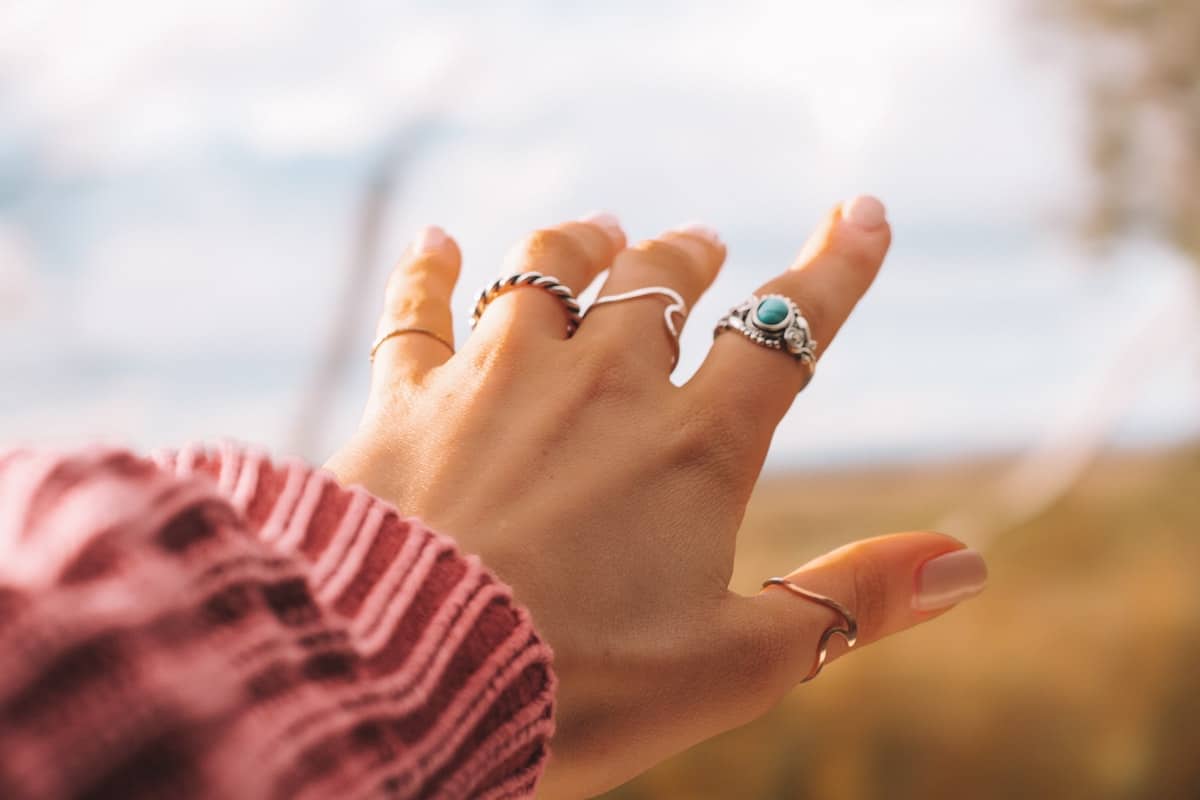 Quels bijoux de couleur pour moi ?