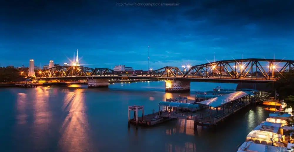 Les belles destinations le long de la rivière à Bangkok