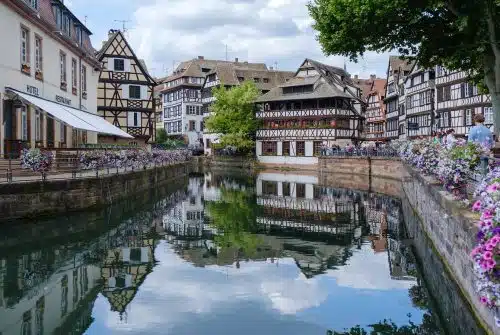 Comment une agence immobilière à Strasbourg m’a aidé à trouver la maison de mes rêves ?